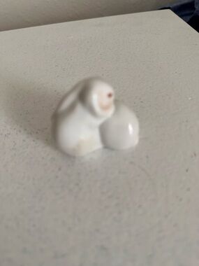 Vintage Herend small Easter Bunnies